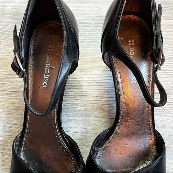 Black leather Naturalizer Nettle open toe ankle buckle strapped heels size 9 - Picture 9 of 10